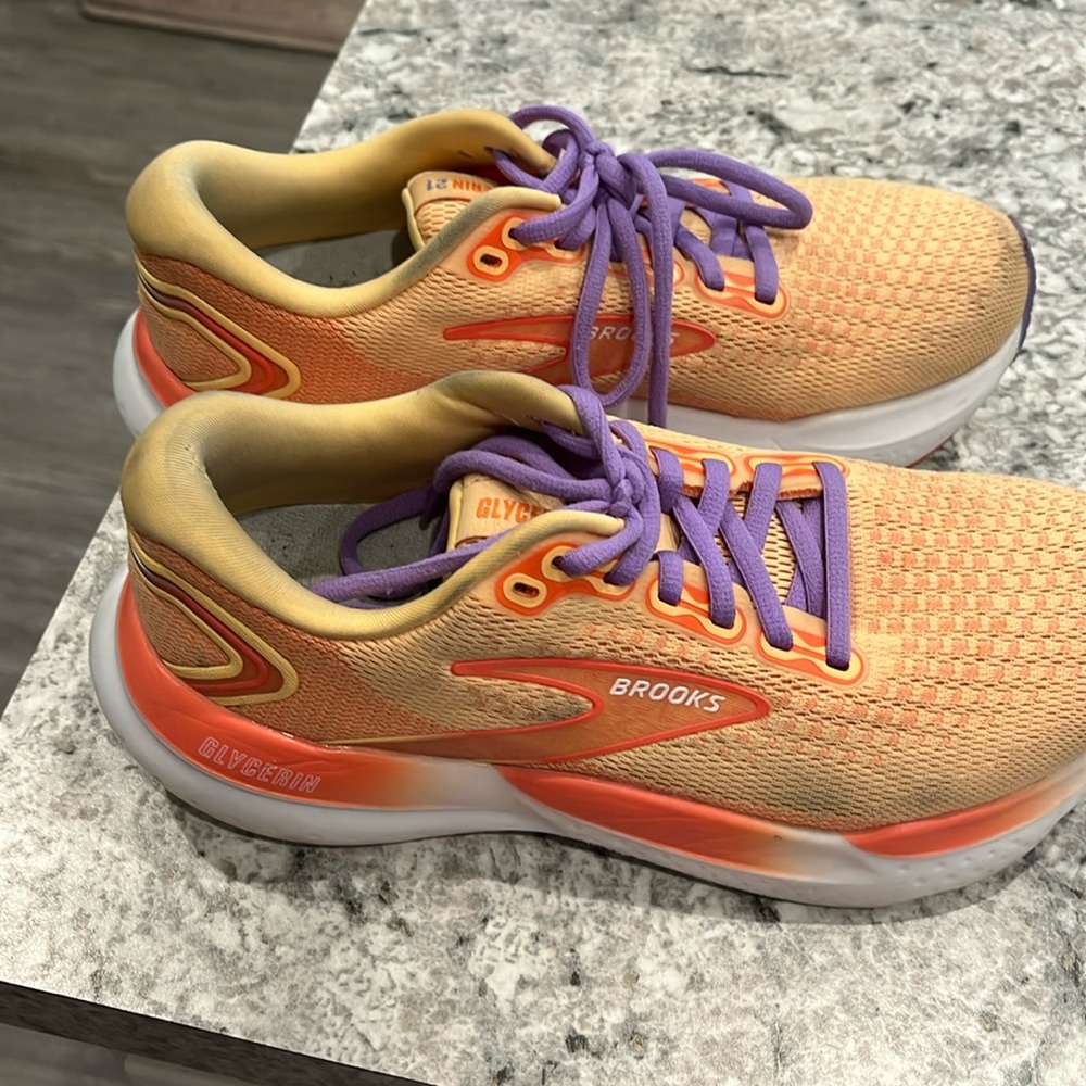 Brooks Glycerin 21 Size 7 women’s
